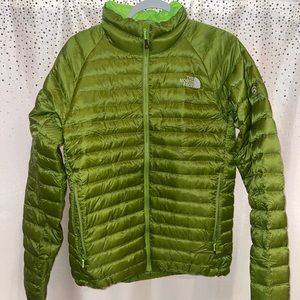 The North Face packable down coat, men’s small, green, gently worn, non smoker!
